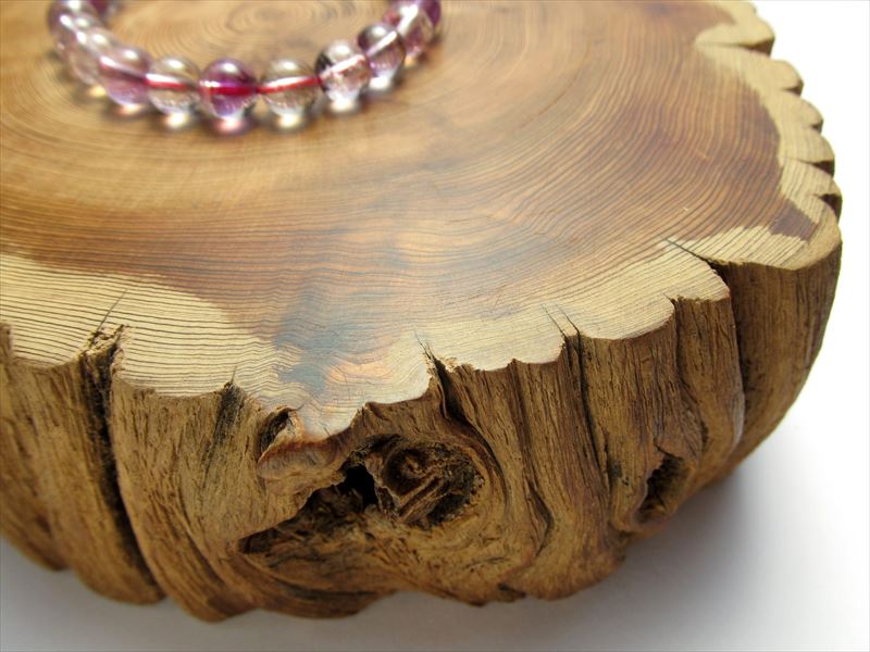 家康公 見返りの大杉 台座 全幅約190mm 重さ657g 樹齢450年の杉使用 置物や原石のディスプレイに 天然木製楕円型・原石用台座 一点もの 9回目の3個中の2番