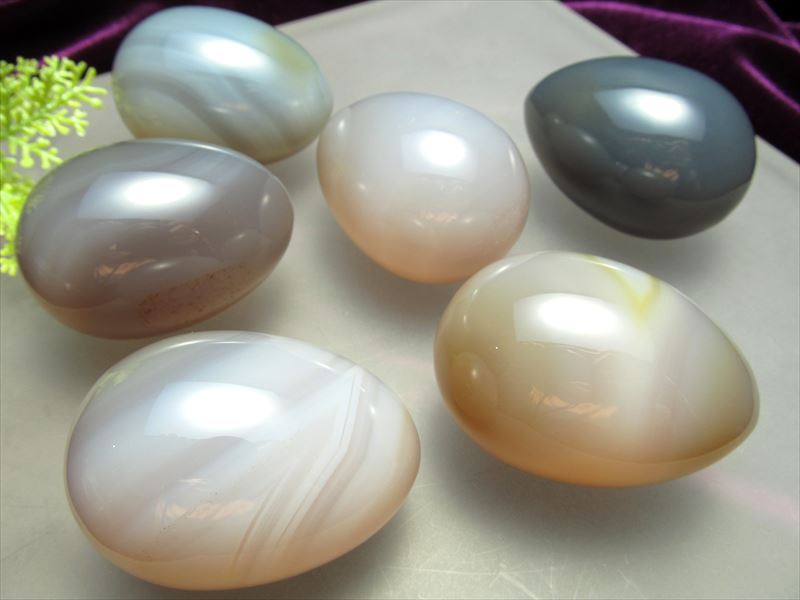 瑪瑙 アゲート エッグ 卵型 置物 高さ約50mm 85g-90g前後 1個売り 人との調和を強める めのう メノウ hos パワーストーン 天然石