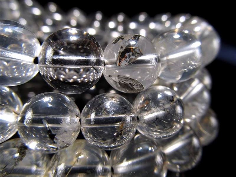 マンガン・ウスタイト インクォーツ ブレスレット 11mm-11.5mm×18珠前後 透明度抜群 独特な網状模様 3種共生鉱物 ブラジル産