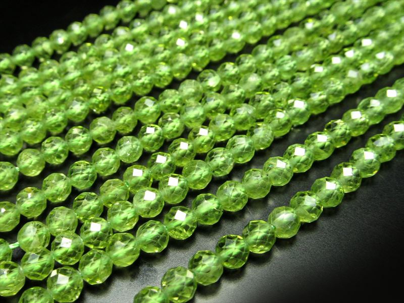 ペリドット ミラーカット 約4mm 一連 約38-40cm 高品質入荷 極上 天然石 ビーズ パワーストーン ミャンマー産 パワーストーン 天然石