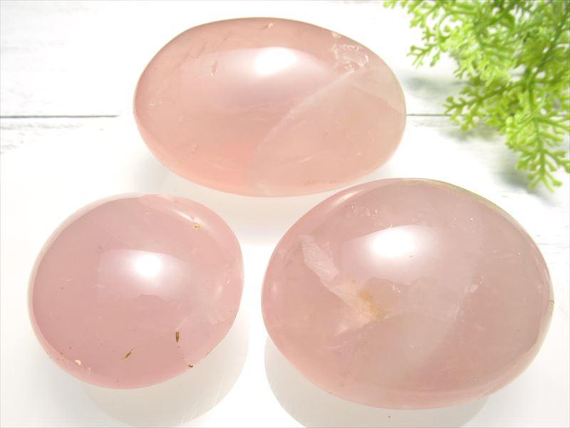 1個売り ローズクォーツ タンブル 100g-120g 虹入り くっきり六条スター入りも つやつやぷっくり 恋愛成就の石 マダガスカル産 パワーストーン 天然石