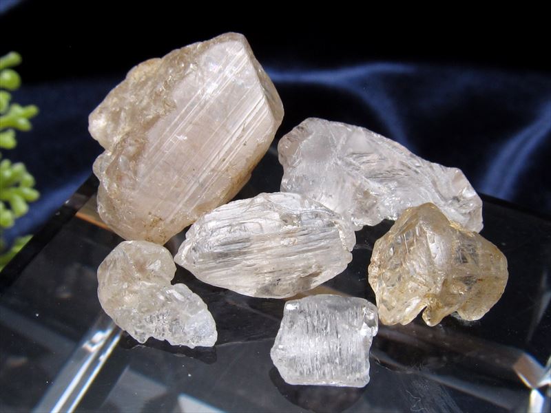 超希少 非加熱原石 お得な6個セット スカルドゥ産 トパーズ MIXカラー 原石 合計10gセット 明るい希望をもたらす石 天然トパーズ 11月の誕生石