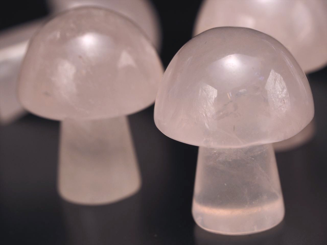 ローズクォーツ 紅水晶 キノコ 5個セット サイズ約20mm 幸福のシンボル きのこモチーフ つやつや透明感あり 恋愛成就の石 マダガスカル産 パワーストーン