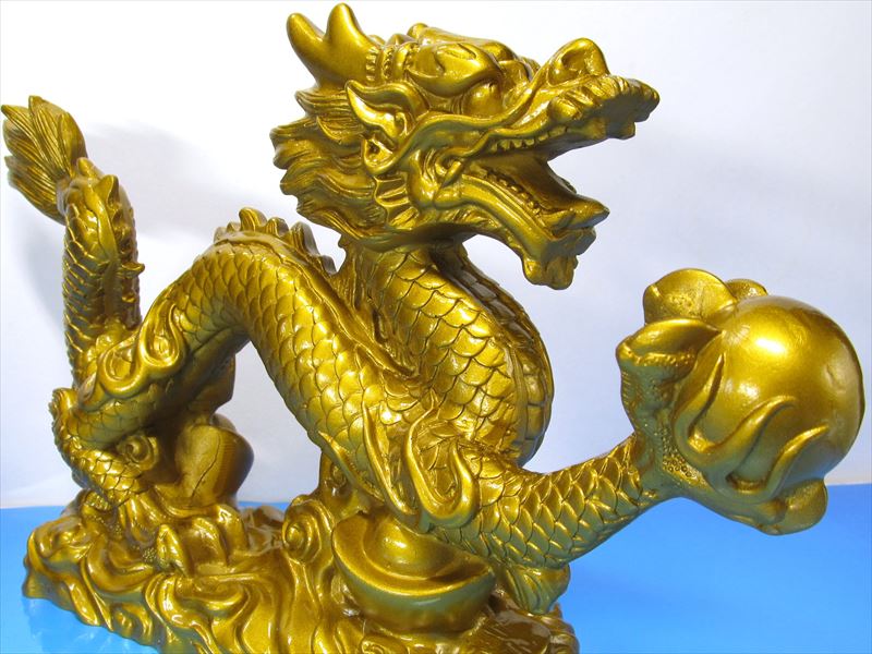 L 大 開運 金龍モチーフ 玉持ち龍神 ドラゴン 置物 高さ約125mm 全長約210mm 新春の開運祈願に 金運 財運 inmy パワーストーン 天然石