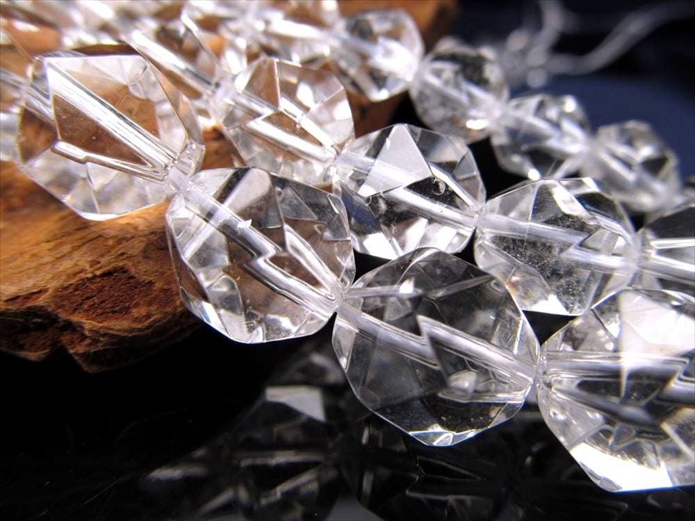 天然水晶 20面ラウンドカット 連 幅約10.5mm-11.5mm 長さ約38-40cm 純粋と浄化を象徴する万能ストーン クリスタル ブラジル産