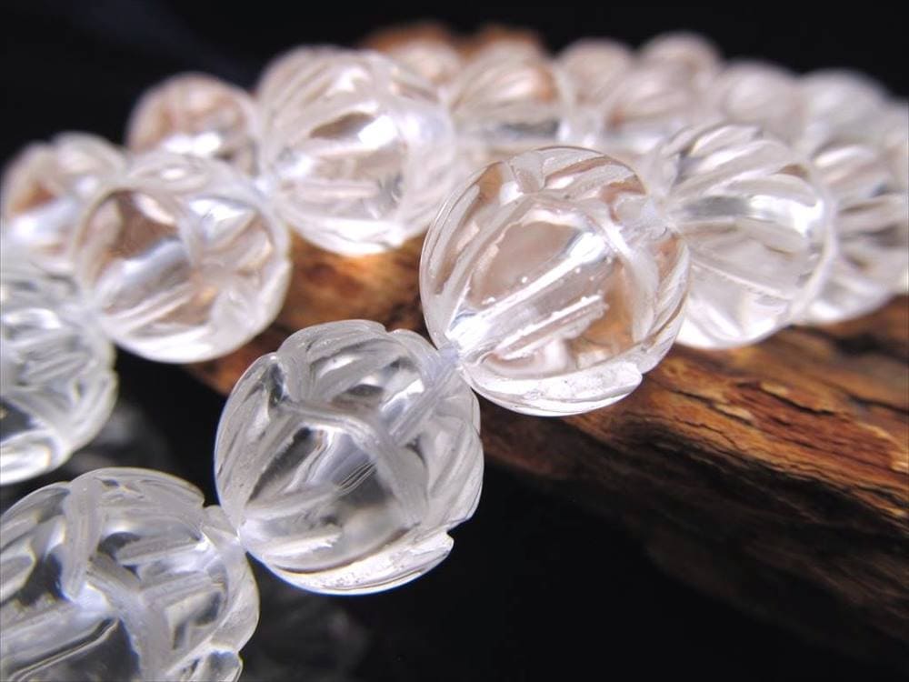 約11.5mm-12mm 天然水晶 ロータス型 連 長さ約38-40cm 蓮の花型 極楽浄土に咲く花 純粋と浄化を象徴する万能ストーン クリスタル ブラジル産