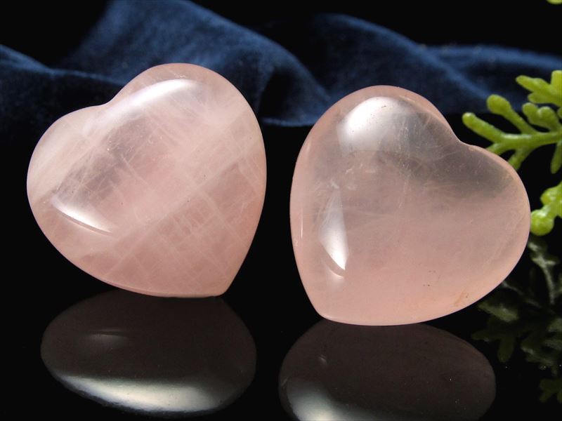 1個売り ローズクォーツ ハート型タンブル 幅約20mm つやつや 恋愛運の象徴 お守りにも 可愛らしいミニサイズ ブラジル産 パワーストーン 天然石
