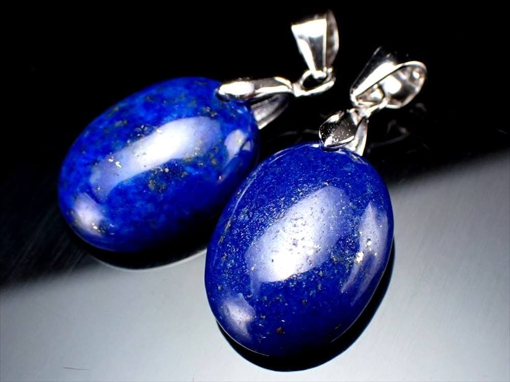 ラピスラズリ ペンダントトップ オーバル型 石サイズ約16mm 瑠璃と黄鉄鉱の絶妙バランス 高級感ある濃紺カラー 12月の誕生石 Silver925 アフガニスタン産