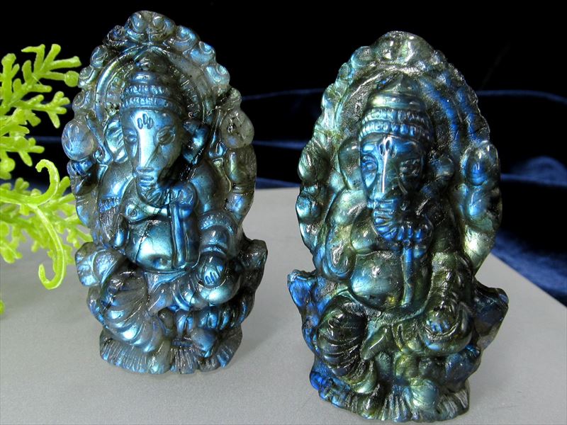 鮮やかシラー ラブラドライト ガネーシャ 彫刻置物 1個売り 重さ約20g-30g 繊細な天然石彫刻置物 くっきり美麗シラー 月と太陽を象徴する石