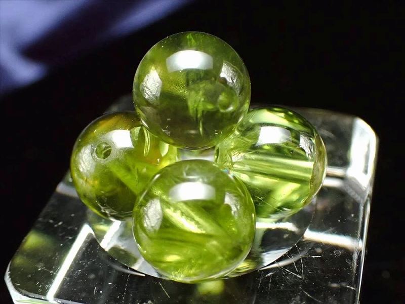 3A ペリドット ビーズ石 1粒売り 約6mm-6.5mm 女神ペレの涙 独特のオリーブグリーン 古来より大切にされた夫婦円満の石 ビーズ石 バラ珠売り ミャンマー産
