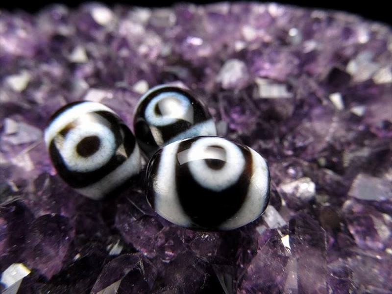 A至純天珠 小天珠 二眼天珠 にがんてんじゅ サイズ:約12ミリ前後 1個売り 夫婦円満・恋愛成就・家庭円満・商売繁盛・事業成功 パワーストーン 天然石