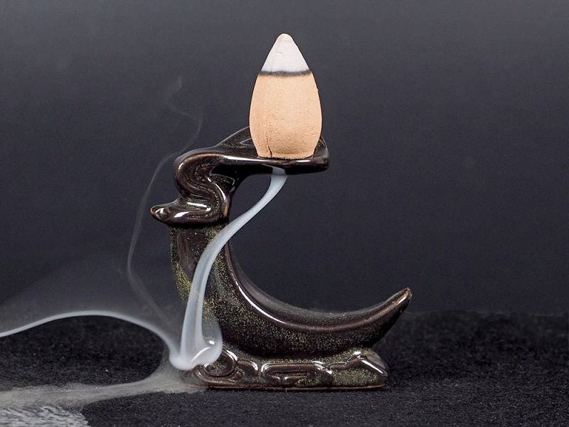 三日月型デザイン 倒流香炉 高さ約5.7cm 最大幅約5.7cm 陶器 倒流香 香炉 コーンタイプ用 インセンスバーナー 天然石の浄化やインテリアに パワーストーン