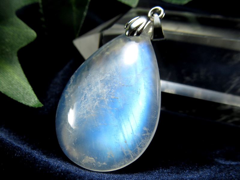 両面ブルーシラー ブルームーンストーン ドロップ型ペンダントトップ 縦30mm 重さ5.0g 美麗ブルーシラー 極上透明感 永遠の愛の象徴 6月の誕生石 Silver925
