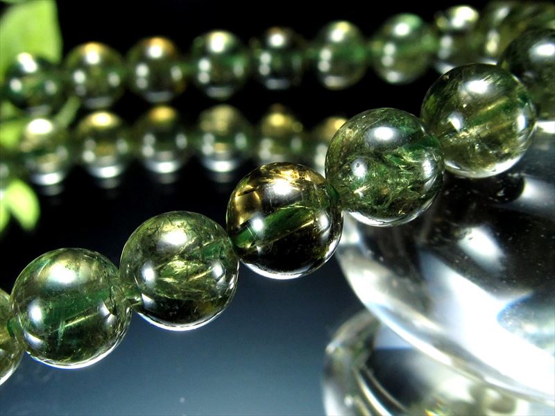 入手困難な逸品 コーネルピン コルネルップ石 ブレスレット 6.5mm-7mm×28珠 才能・能力の活性化する石 超透明 グリーン褐色 1点物 スリランカ産 migi