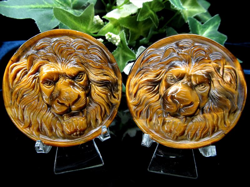 力強いシラー タイガーアイ ライオン 彫刻置物 1個売り 重さ約30g-50g 繊細な天然石彫刻置物 くっきりシラー効果 ライオン彫刻 虎目石 お金がたまる石