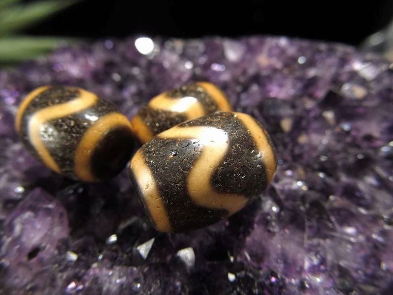 ミニ天珠 水紋天珠 すいもんてんじゅ 全長約16mm前後 1個売り 大人気サイズ限定入荷 チベット発祥の厄除け・開運お守り ころんと可愛いミニ天珠