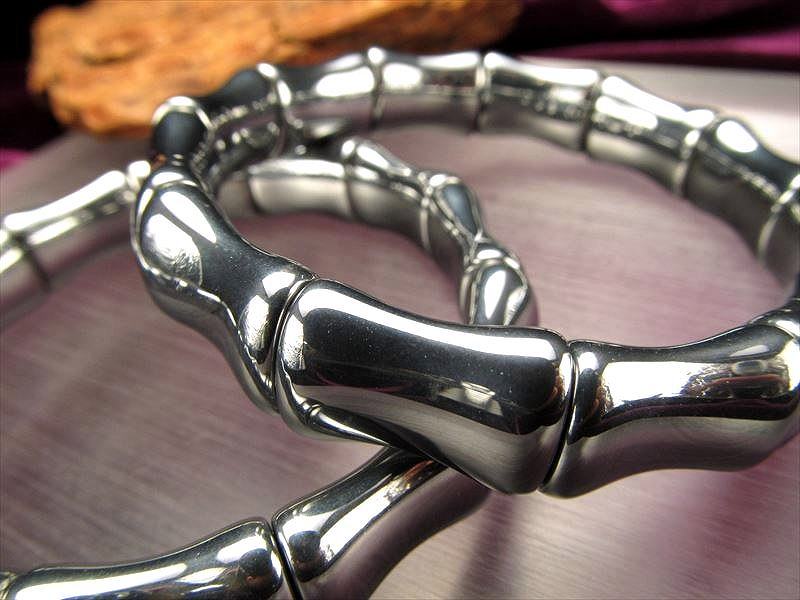 テラヘルツ鉱石 バングル ブレスレット タイプE 幅約12mm 話題の 高純度 テラヘルツ 鉱石 2026年 検査機関にて検査済み つやつや鏡面仕上げ バングルタイプ