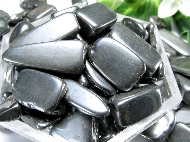 大粒サイズ テラヘルツ鉱石 さざれ石 100g 約7mm-31mm 激レア つるりとしたつやつや光沢 話題の 高純度 テラヘルツ 鉱石 2026年 検査機関にて検査済み