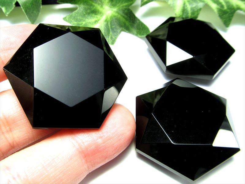 1個売り オブシディアン 六芒星 タンブル 直径約30mm前後 漆黒 悪習慣や悪縁を絶つ石 メキシコ産 パワーストーン 天然石