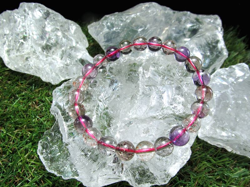 高品質 水晶原石 アイスデビル ロッククリスタル原石 1個売り約40g-60g 氷のような美しい透明水晶 大自然の力強さ マダガスカル産 パワーストーン 天然石