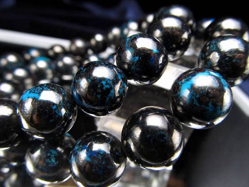 希少タイプ アイアンクリソコラ ブレスレット 10mm-10.5mm×21珠前後 つやつや光沢 重厚感溢れるメタリックカラー ヘマタイトとの共生 幸運と繁栄の象徴