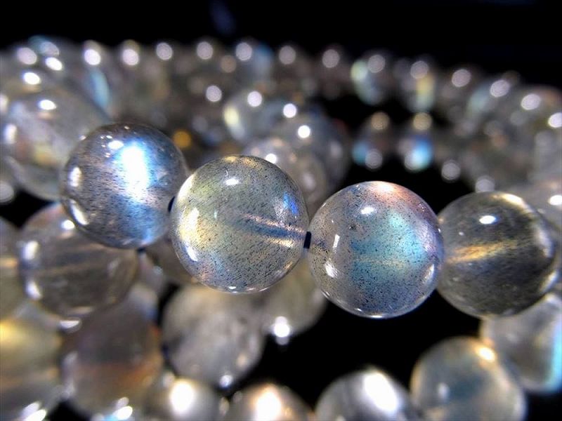 シラー多めの厳選品 2A+ ラブラドライト ブレスレット 8mm-8.5mm×23珠前後 困難を打開する石 まるでオーロラ 色とりどりの美しいシラー マダガスカル産