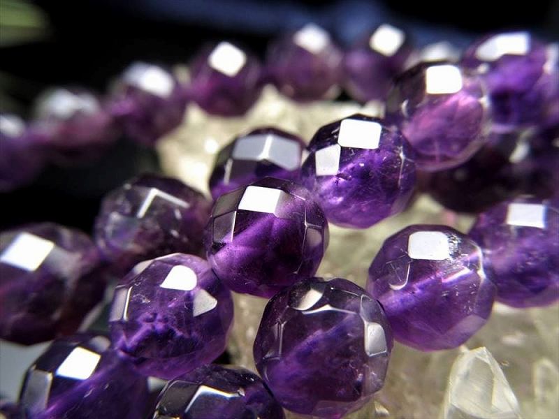 激安宣言 約10mm珠 64面カット アメジスト 一連 約37-39cm 一連破格 紫水晶 極上 天然石 ビーズ パワーストーン ブラジル産 geki rn-s パワーストーン 天然石