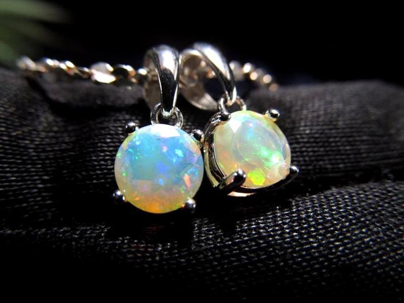 5A超透明宝石質 プレシャスオパール ペンダントトップ ラウンドカット 石サイズ縦6mm 1個売り Silver925 超透明宝石質 メキシコ産