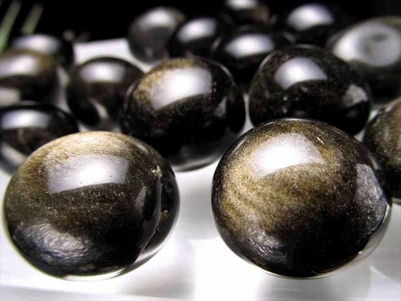 超お買い得 ゴールデンシャインオブシディアン 黒曜石 タンブル詰合せ 1袋約200g 約14-16個入り 古来からの強力な守護石 お守り・ペンダントの作成・瞑想にも