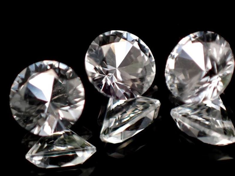 数量限定 極上品質 宝石質ホワイト・フェナカイト ルース ラウンドカット 直径約3.3mm 厚さ約2.1mm 約0.11ct フェナサイト フェナス石