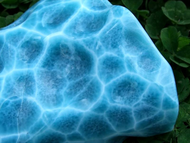 透け感バツグン ラリマー ファンシーカット 重さ268g 高さ約92mm 最高品質のラリマー 愛と平和の象徴 ブルーペクトライト 抜群の波模様 美しい水面模様