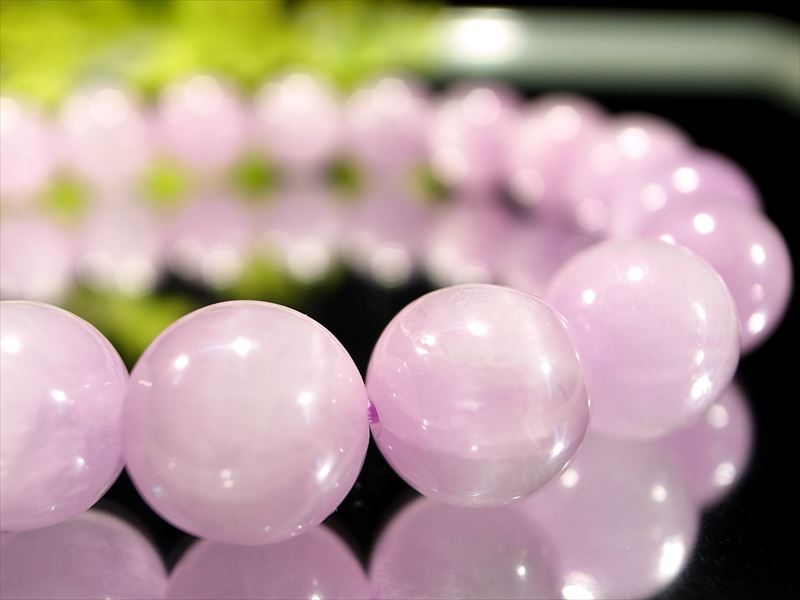 3A 柔らかな色合い クンツァイト ブレスレット キャッツアイ有 10mm-10.5mm×19珠 持ち主の魅力を高める石 リチア輝石 ブラジル産 bl-s hos