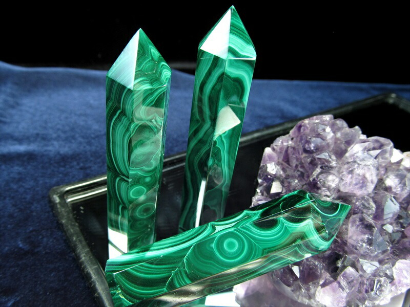 希少 マラカイト ポイント 重さ約30g-40g前後 1個売り 自然が生み出す芸術品 魔除け・肉体と精神を癒す石 孔雀石 コンゴ産 hos パワーストーン 天然石