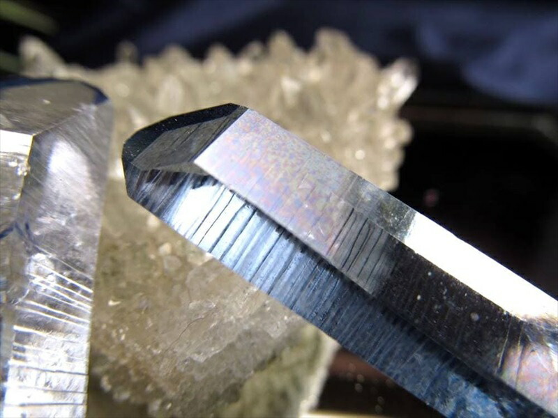 数量限定入荷 極上 アクアオーラクォーツ 単結晶ポイント 原石 約6g-8g 1個売り ギャランティーカード付き キラキラと輝く涼しげブルー 入手困難な極上品