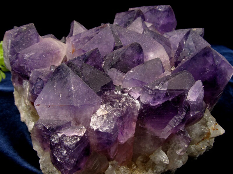 特大結晶 アバンダンス アメジスト クラスター 恐竜紫水晶 最大幅約185mm 重さ2418g 美結晶 愛の守護石 浄化やインテリアに 紫水晶 天然石 1点物 コンゴ産