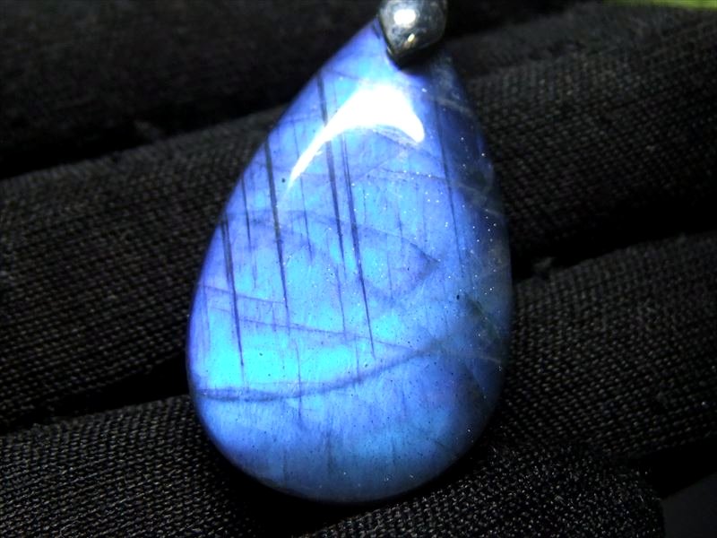 5A 全面ブルーシラー ラブラドライト ドロップ型 ペンダントトップ 縦約33mm 約7.7g 濃いブルーシラー 信念を貫く力 Silver925 1点物 マダガスカル産