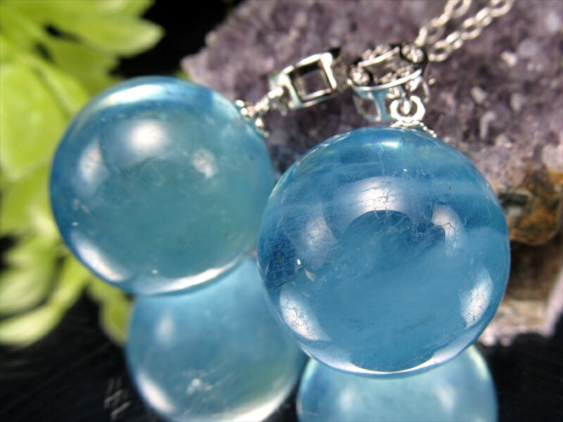 美しいサンタマリアブルー アクアマリン ペンダントトップ 石サイズ縦約19mm-22mm 1個売り まるで深海 海の妖精の宝物 選べる3色の金具 シルバー ブラジル産