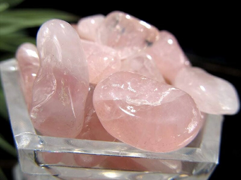 超希少モザンビーク産 ローズクォーツ さざれ 大粒タイプ 約200g入り 粒の大きさの平均約10mm-20mm 愛と美の女神アフロディーテの石 サザレ 紅石英