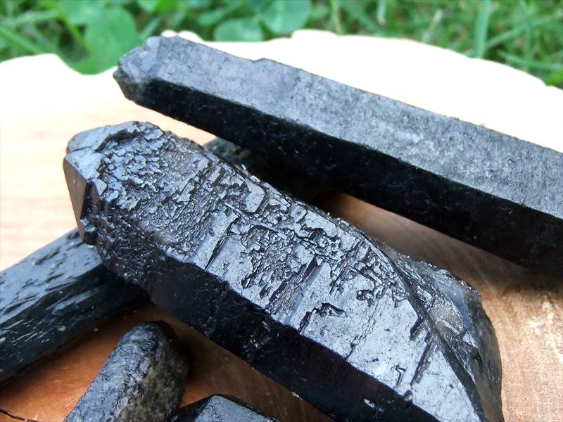 激レア・浸食有り 天然黒水晶 モリオン 原石詰め合わせ 約200g 約4-8本入り 希少産地 ラフ原石 蝕像黒水晶 エッヂドモリオン 有り 内モンゴル自治区産