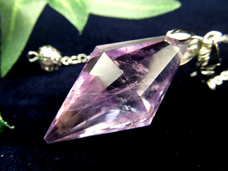 高品質 シャンデリアカット アメジスト ペンデュラム 1個売り 縦約38mm チェーンの長さ約18cm ダウジングの必需品 心に癒しを与えてくれる愛の守護石