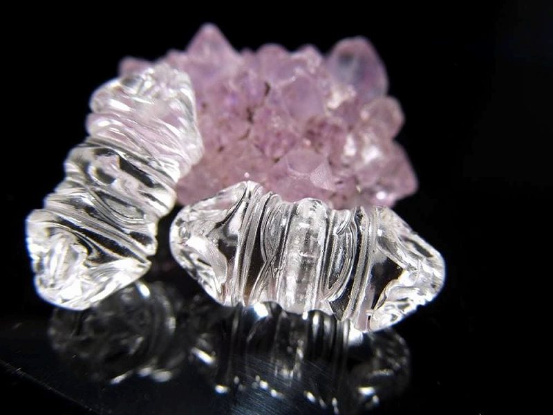 手彫り彫刻 ヴァジュラ 五鈷杵/金剛杵/ドルジェ 水晶 ブレスレットパーツ 幅約8m-9mm×長さ約17mm-19mm 1個売り 超透明 水晶素彫り