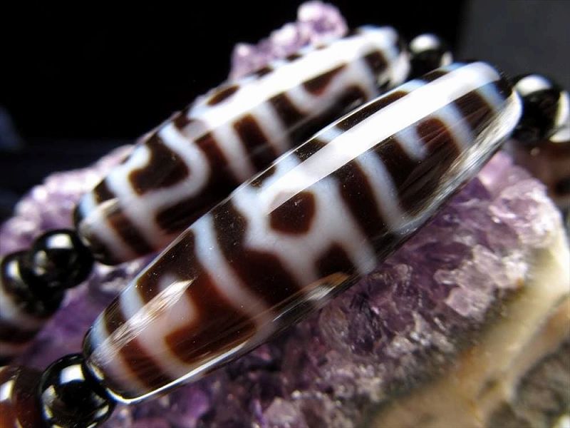 蓮師法帽天珠 連 天珠サイズ約37mm 一連5個付き 学業や事業の向上・福運をもたらす お買い得 天珠連販売