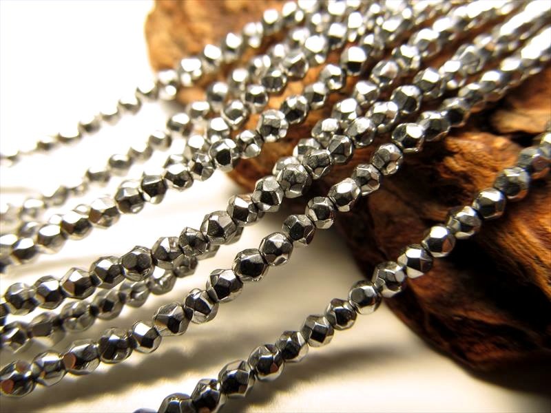 極小サイズ ヘマタイトボールカット ホワイトシルバーカラー 2mm珠 一連 約36cm 穴径約0.8mm ネックレスなどに rn-p パワーストーン 天然石