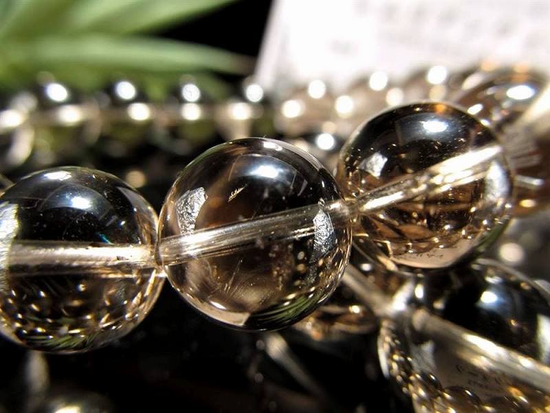 幻の逸品を贅沢使用 スモーキーレムリアンシードクリスタル ブレスレット 7mm×26珠前後 煙水晶 抜群の透明度を誇るコロンビア産 ギャランティーカード付き