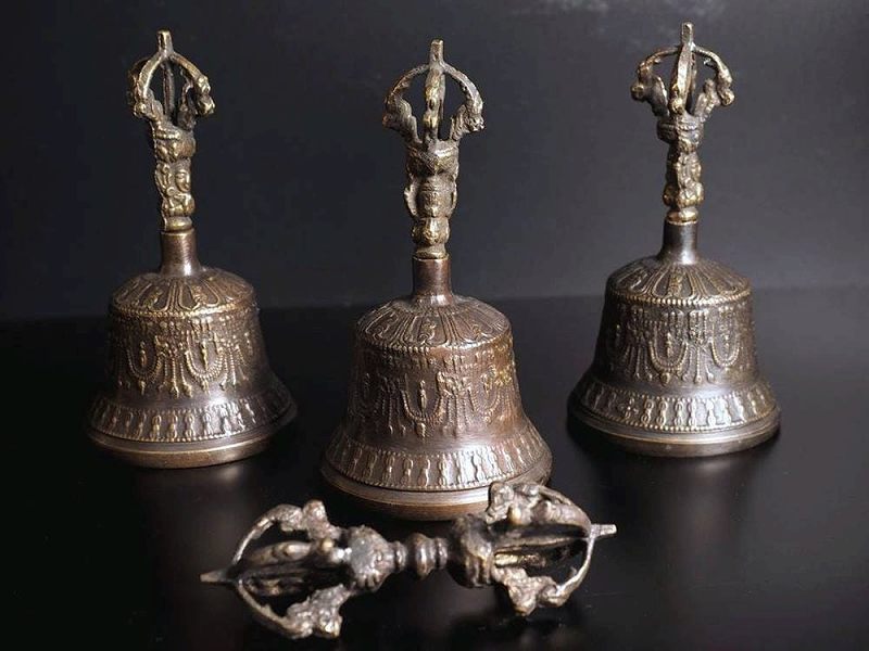 最強浄化アイテム Mサイズ アンティーク ガンター ＆ ヴァジュラ セット 金剛鈴 金剛杵 金剛鈴 振り鈴