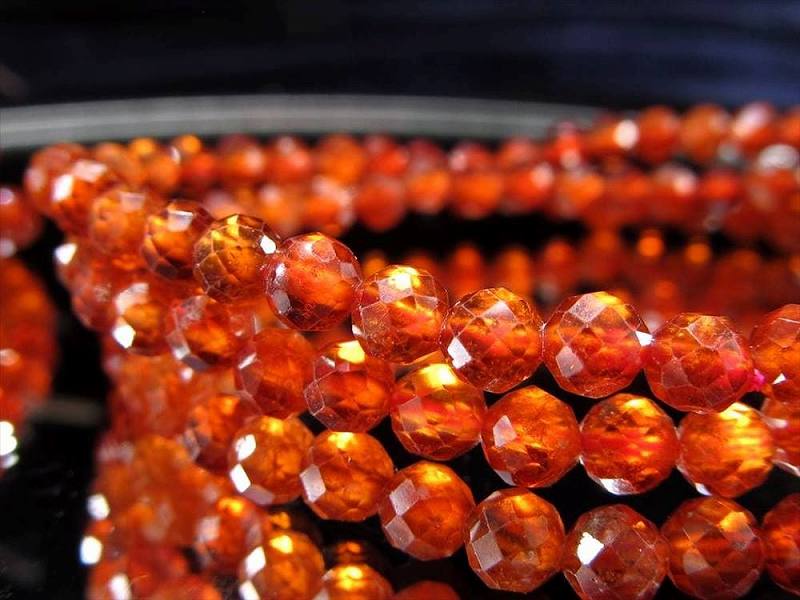 ヘソナイトガーネット 多面カットブレスレット 約4mm-4.5mm オレンジガーネット 濃厚褐色オレンジ 努力を実らせる石 1月の誕生石 スリランカ産