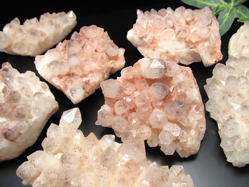 ファイアクォーツ！ レピドクロサイトインクォーツ クラスター 重さ60g-80g 超人気！ ブレス・アクセサリーの浄化 水晶原石 一個売り