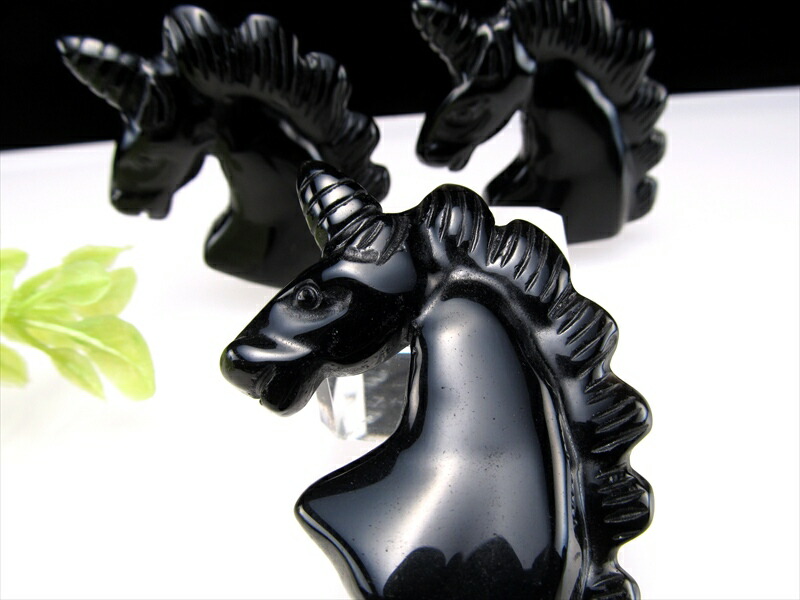 オブシディアン ユニコーン 彫り 高さ約50mm 重さ25g-35g前後 1個売り インテリアに 風水グッズ ユニコーン 置物 パワーストーン 天然石