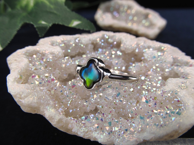 キラキラ オーラ加工 ちびジオード 昌洞 ハーフカット 1個売り 20g-30g 美結晶 天然石 空間浄化にもインテリアにも最適 モロッコ産 ss-30 パワーストーン