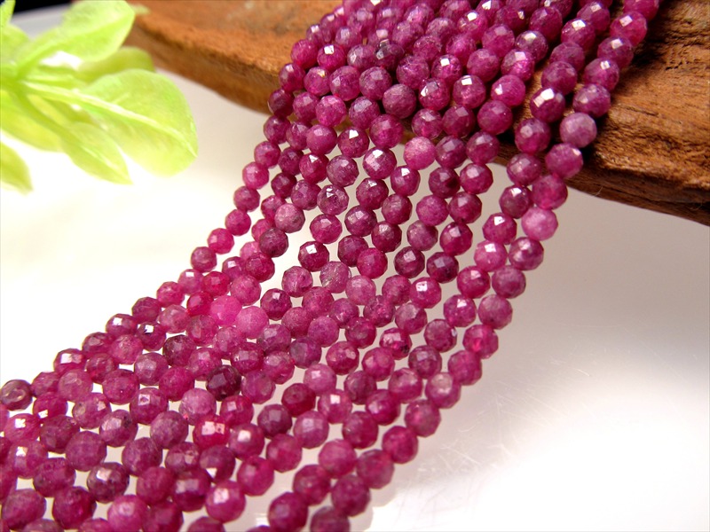 ルビー カット 2.5mm-3mm珠 一連 約38-40cm キラキラミラーカット パワーストーン 天然石